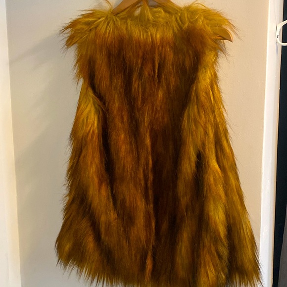 Unreal Fur Ginger Vest - Picture 4 of 4